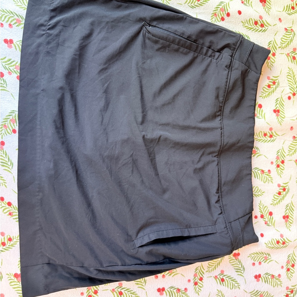 Athleta Brooklyn 16” Skort Black Size 6